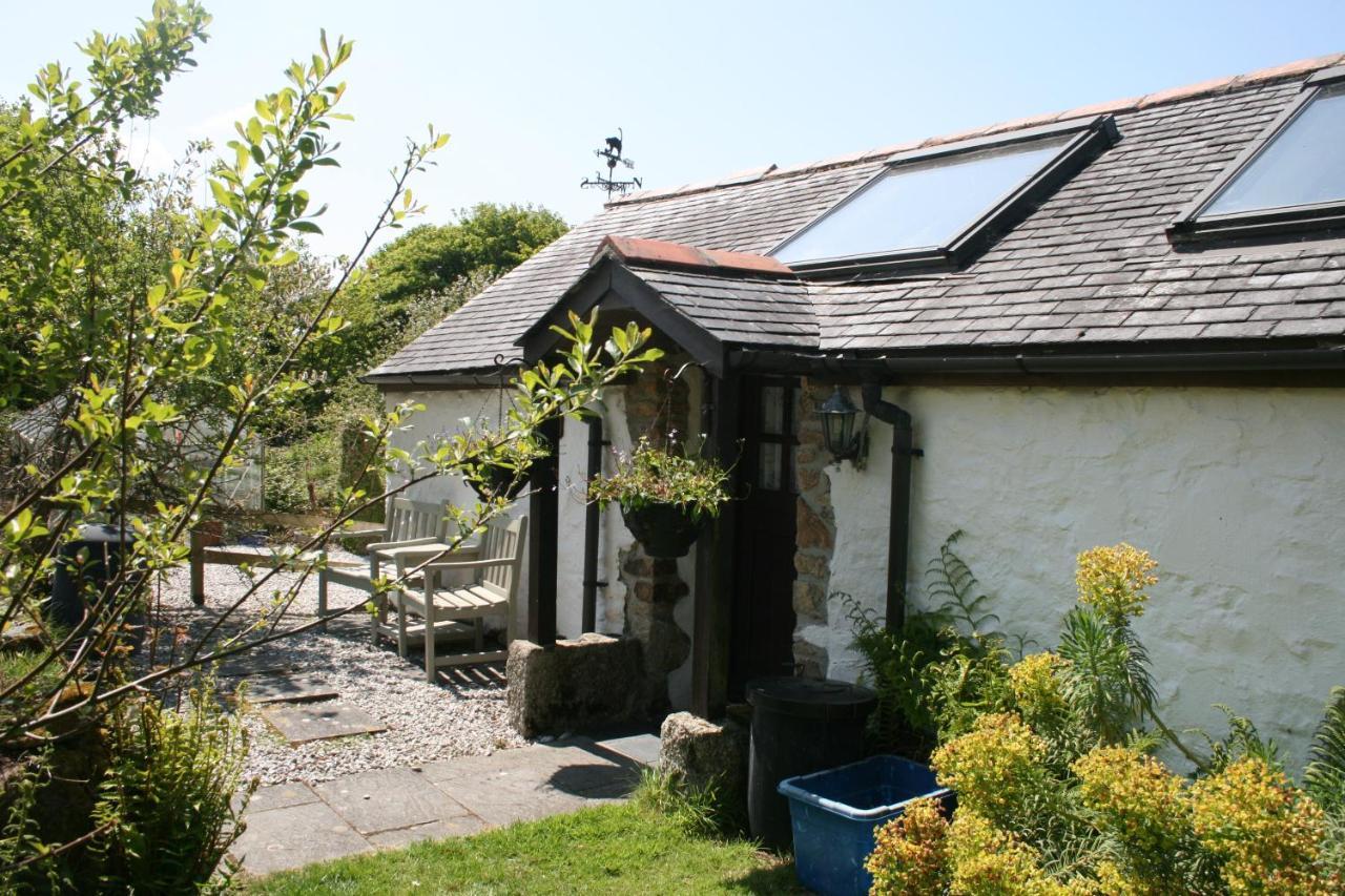 Cosy Barn On Rural Smallholding With Alpacas, Goats & Pigs Stithians Exterior foto